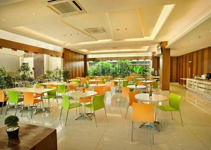 V Hotel Tebet Yakarta